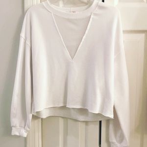 Cute!! cut out sweatshirt